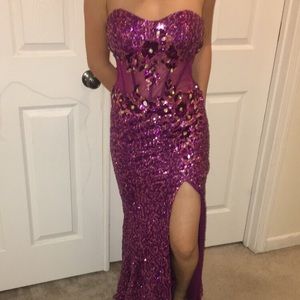 Prom dress ✨💜 PRICE ARE NEGOTIABLE